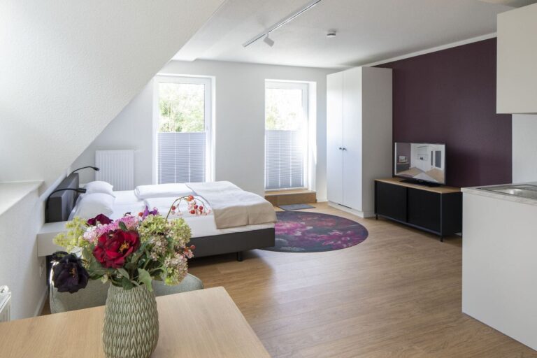 Einrichtung Zimmer Hotel Tom Brok
